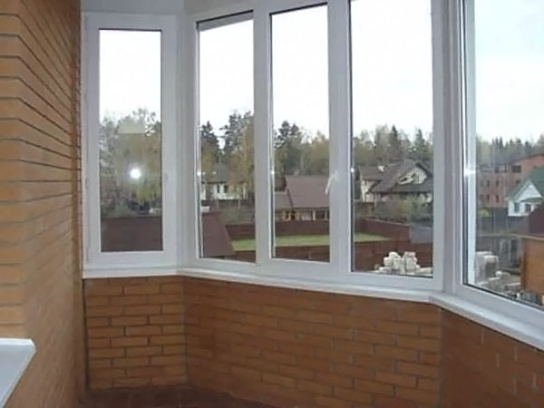 Остекления балкона в частном доме, коттедже и даче Котельники