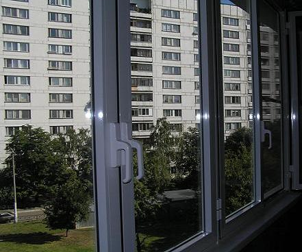 установка пластиковых окон на балконе Котельники
